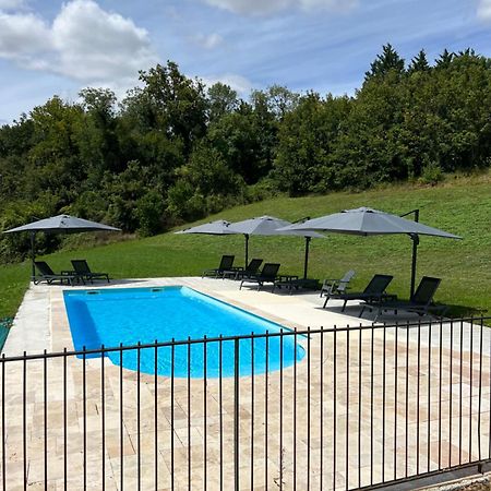 Chateau Des Loups - Les Cedres Bleus Echire Exteriör bild