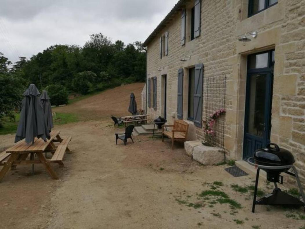 Chateau Des Loups - Les Cedres Bleus Echire Exteriör bild