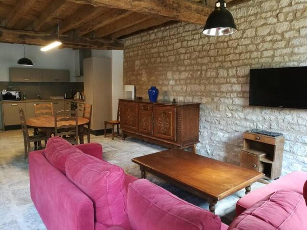 Chateau Des Loups - Les Cedres Bleus Echire Exteriör bild